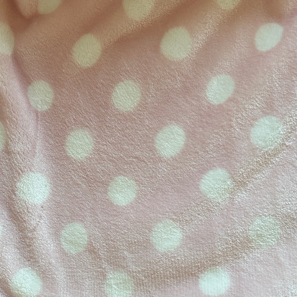 kate spade Pink and White Plush Throw - Picture 5 of 7